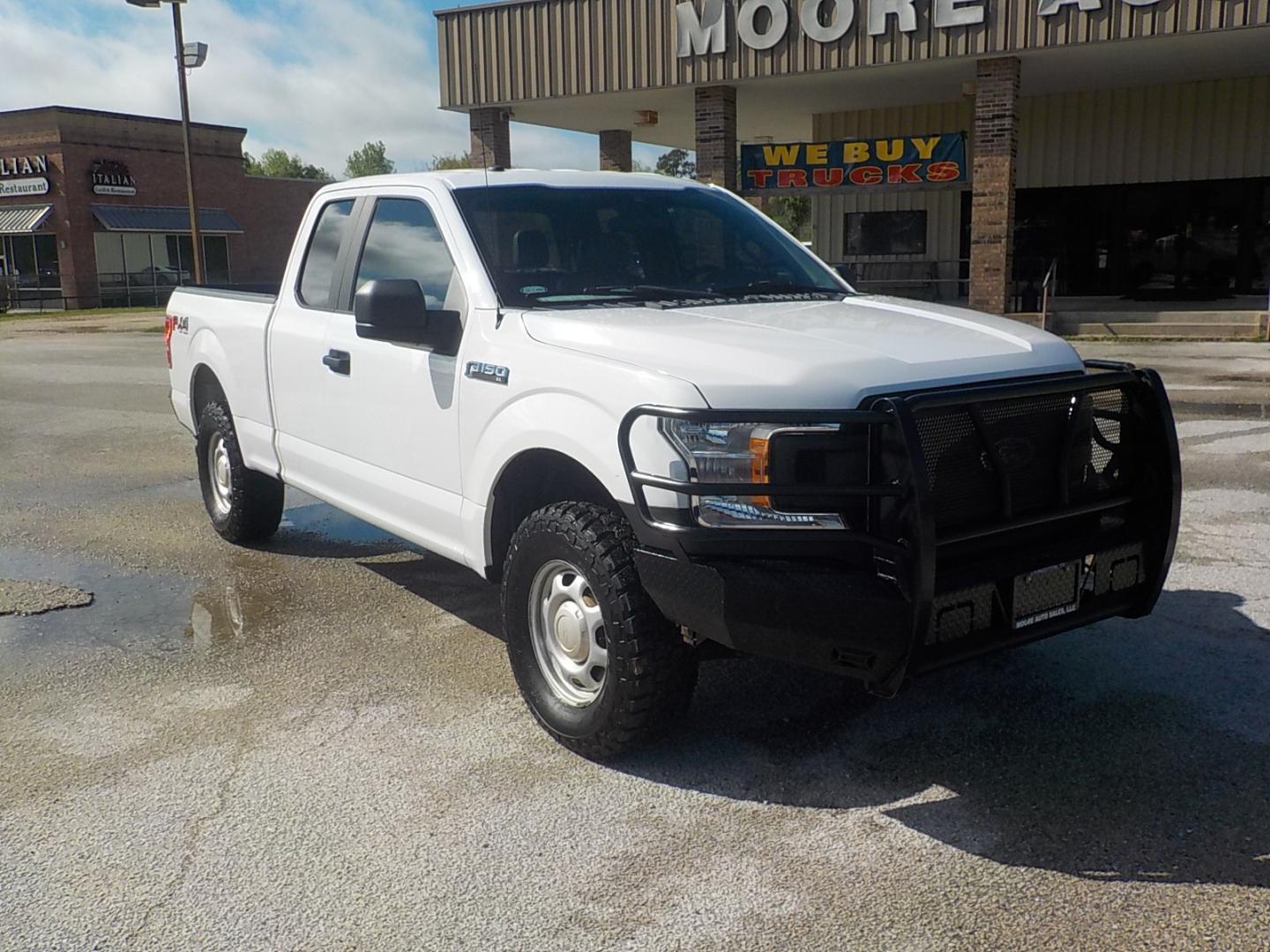 2019 White /Gray Ford F-150 XL SuperCab 6.5-ft. 4WD (1FTFX1E53KK) with an 5.0L V8 OHV 16V engine, 6A transmission, located at 1617 W Church Street, Livingston, TX, 77351, (936) 327-3600, 30.710995, -94.951157 - If anyone needs a nice work truck come help yourself! - Photo#1